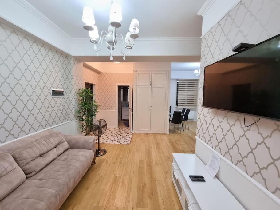 Grand Excelent New Ultra Central Apartments Κισινάου Εξωτερικό φωτογραφία