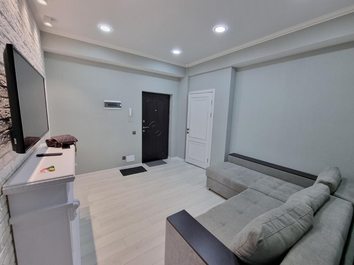 Grand Excelent New Ultra Central Apartments Κισινάου Εξωτερικό φωτογραφία